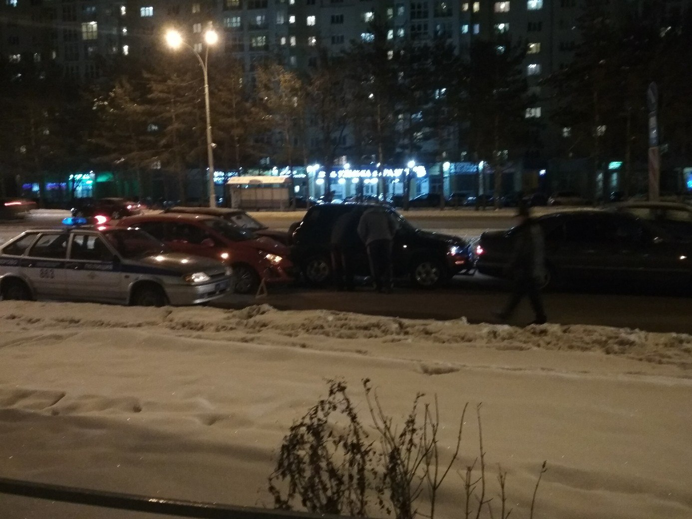 Фото аварий автомобилей. Происшедшего кемерово. Пожар в кемерово в тц зимняя вишня. Дтп кемерово самые страшные. Кемерово сейчас.