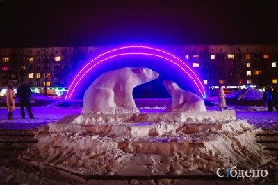В Кемерове на бульваре Строителей открыли снежный городок