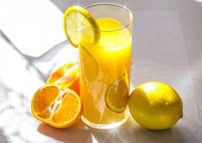 Учёные рассказали, почему детям опасно пить фруктовый сок