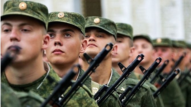 В Госдуме приняли закон о тех, кто проходит альтернативную военную службу