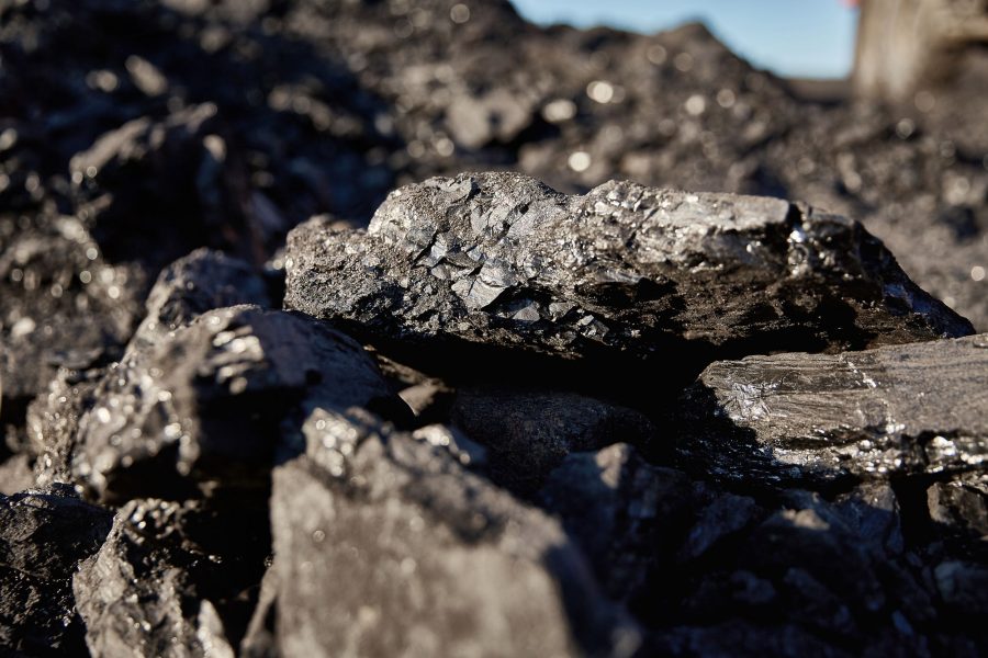Добычу угля приостановили после пожара на участке шахты «Распадская» в Кузбассе