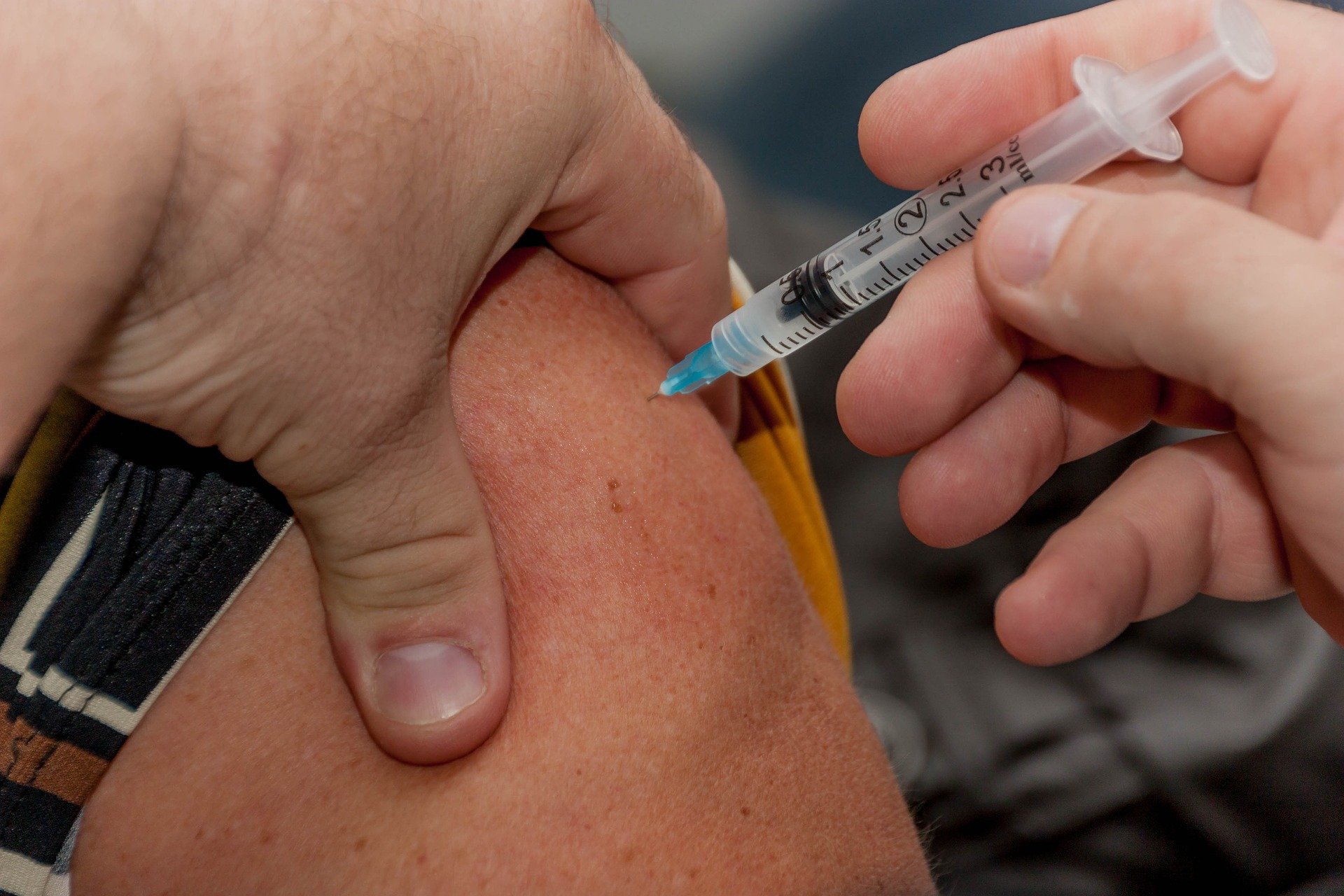 Кузбасский доктор поделилась отзывом о вакцинации против коронавируса