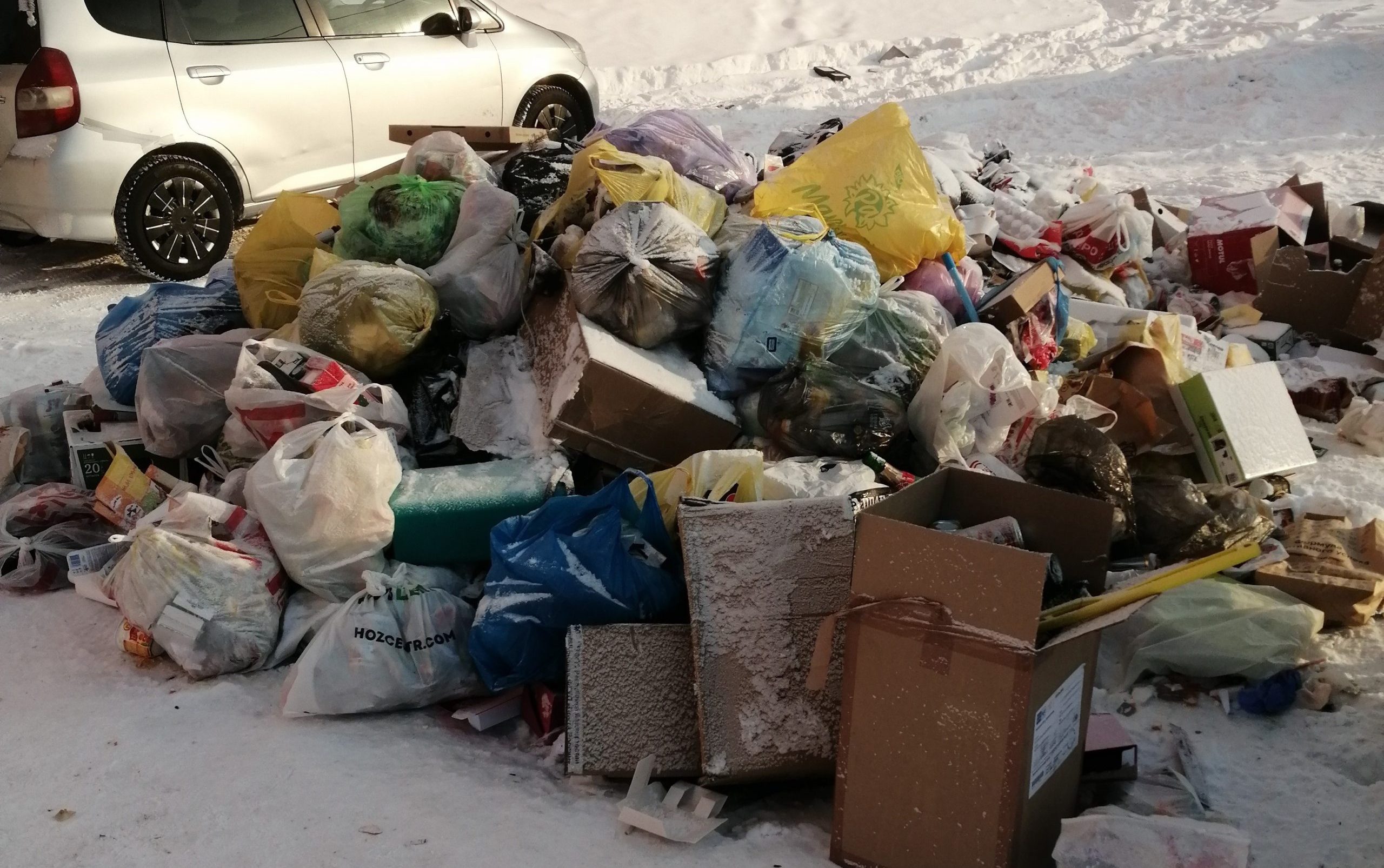 вывоз 2. вывоз мусора алуште. свалка мусора. машина для вывоза мусора. вывоз 2.