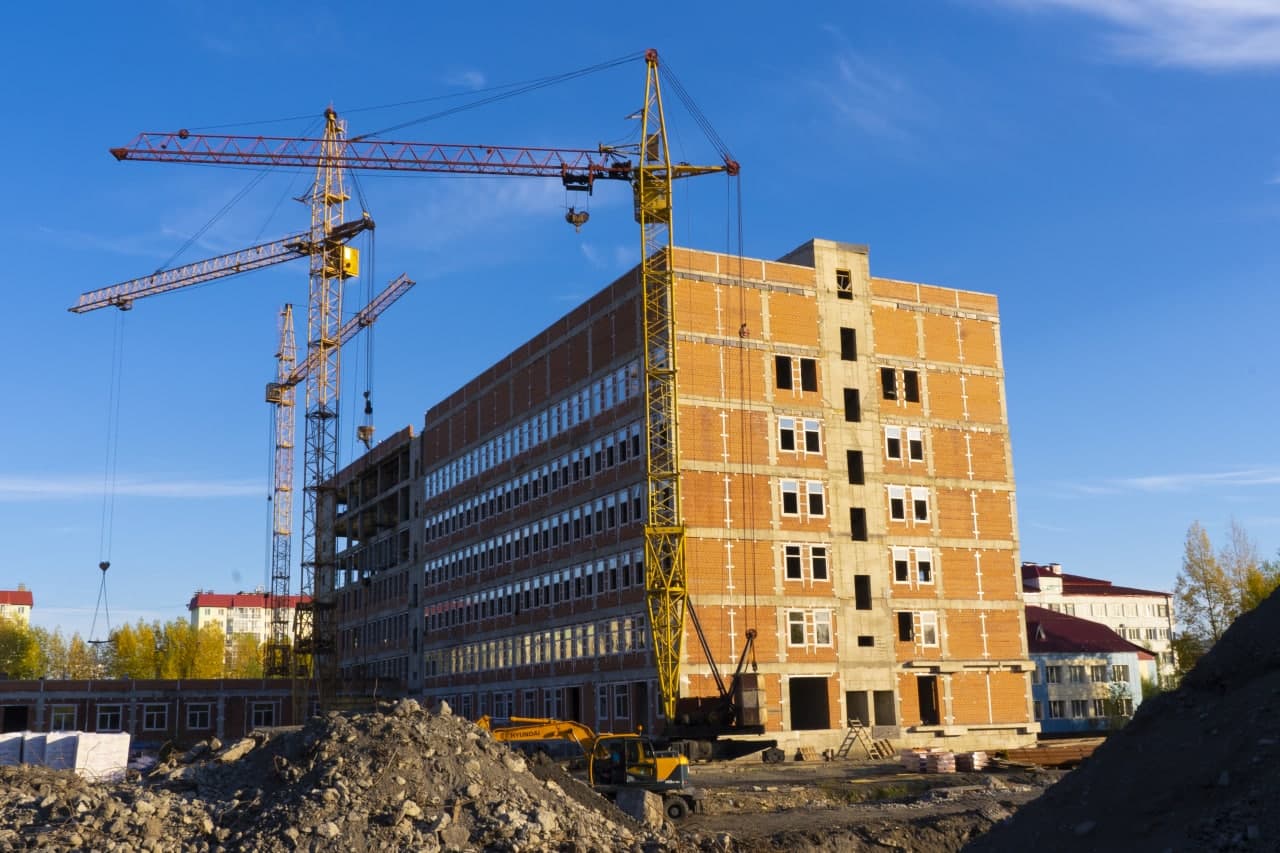 Власти рассказали о строительстве больницы-долгостроя в Междуреченске
