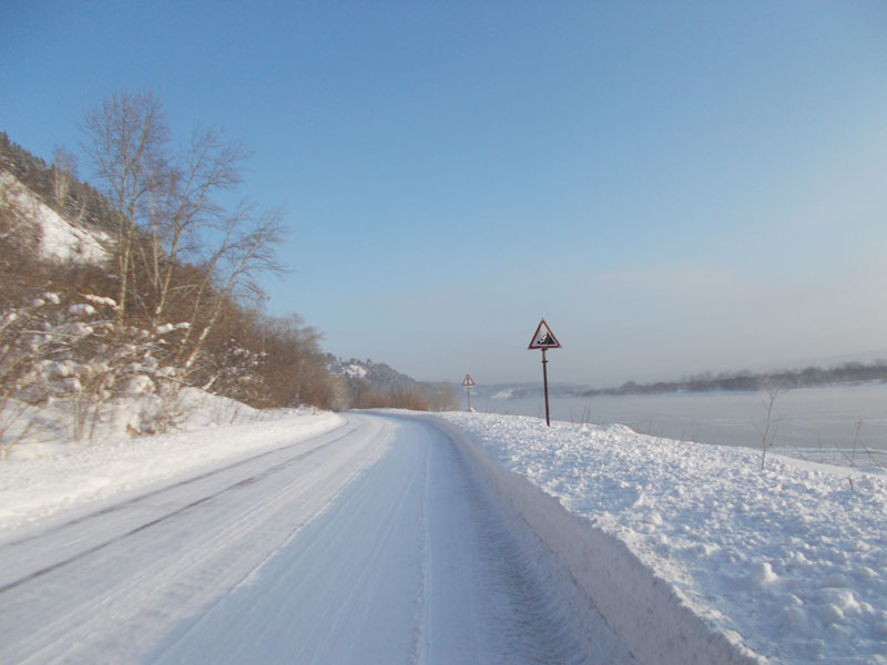 Снежная угроза: спасатели назвали самые опасные участки вблизи Новокузнецка