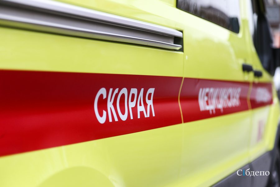 В Кемерове работники «скорой» избили мужчину, к которому приехали на помощь