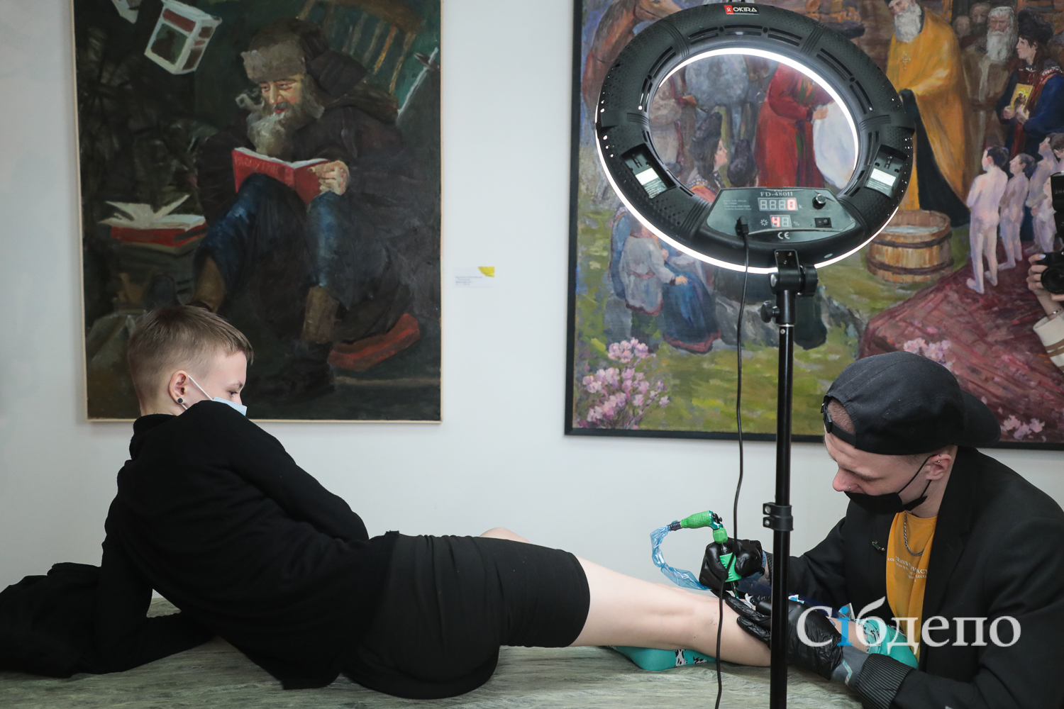 100 татуировок за сутки: в Кемерове поставлен новый мировой рекорд
