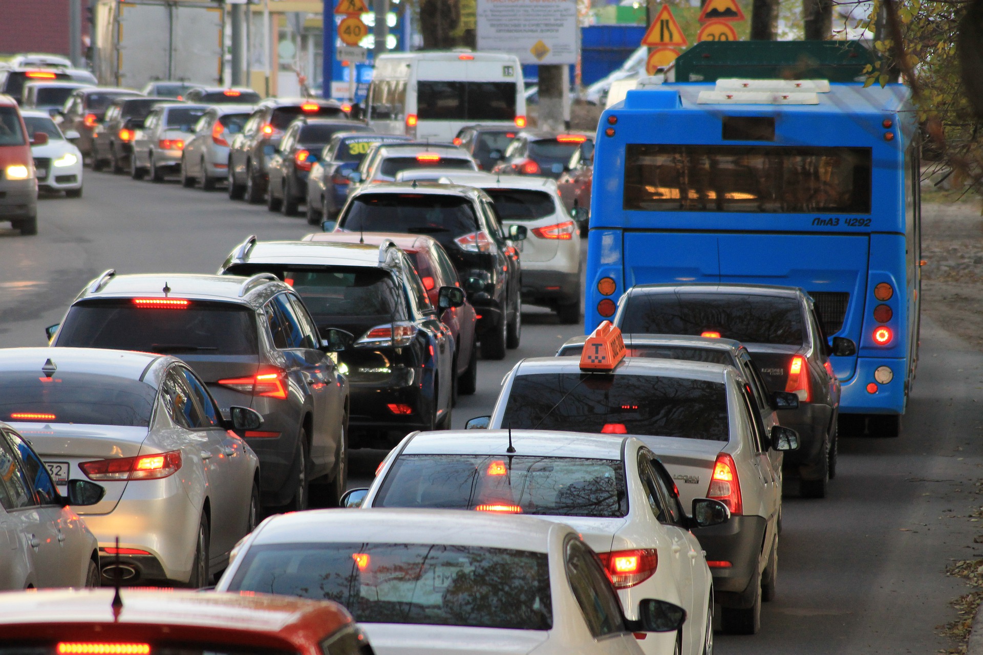 Дорожная ситуация: пробки сегодня пощадили Кемерово