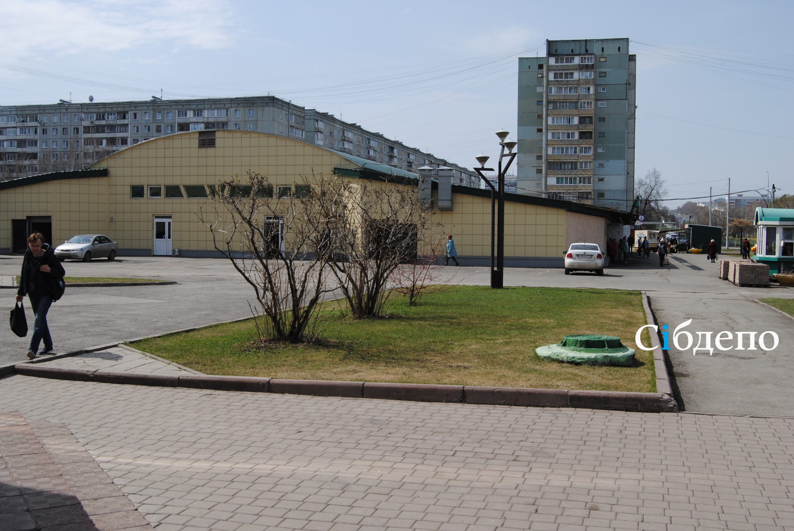 В Кемерове крупный ТЦ не хочет уступать место новому парку