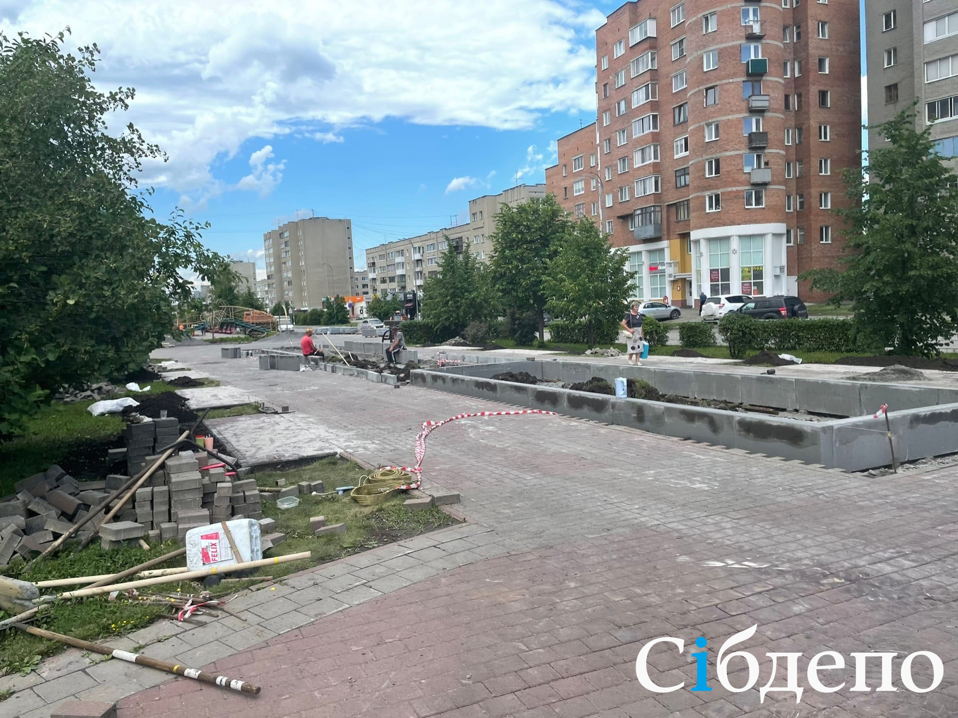В Кемерове начали ремонтировать бульвар на улице Патриотов