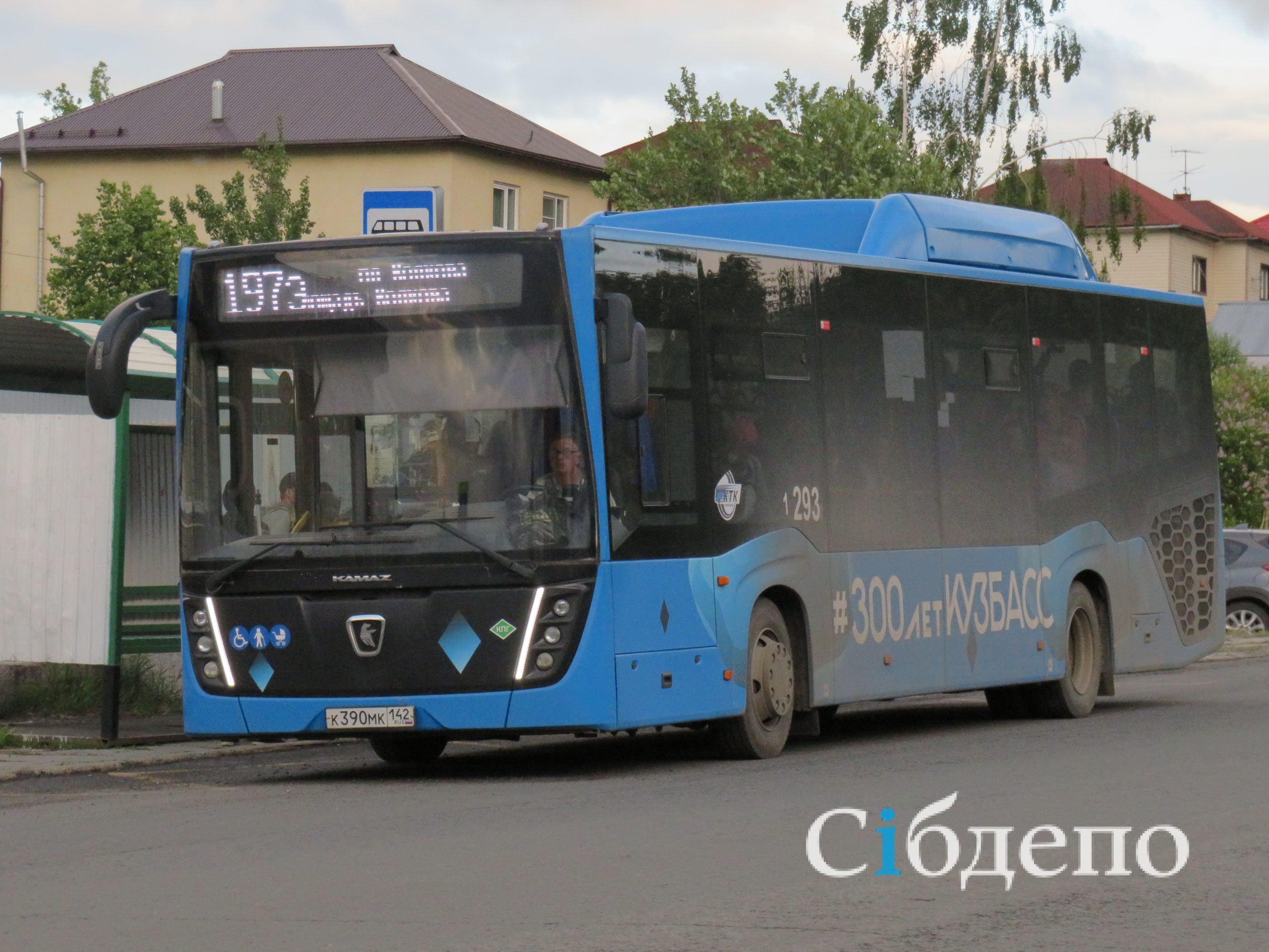 «Как хочу, так и кручу»: водители автобусов в Кемерове нагло игнорируют требования властей