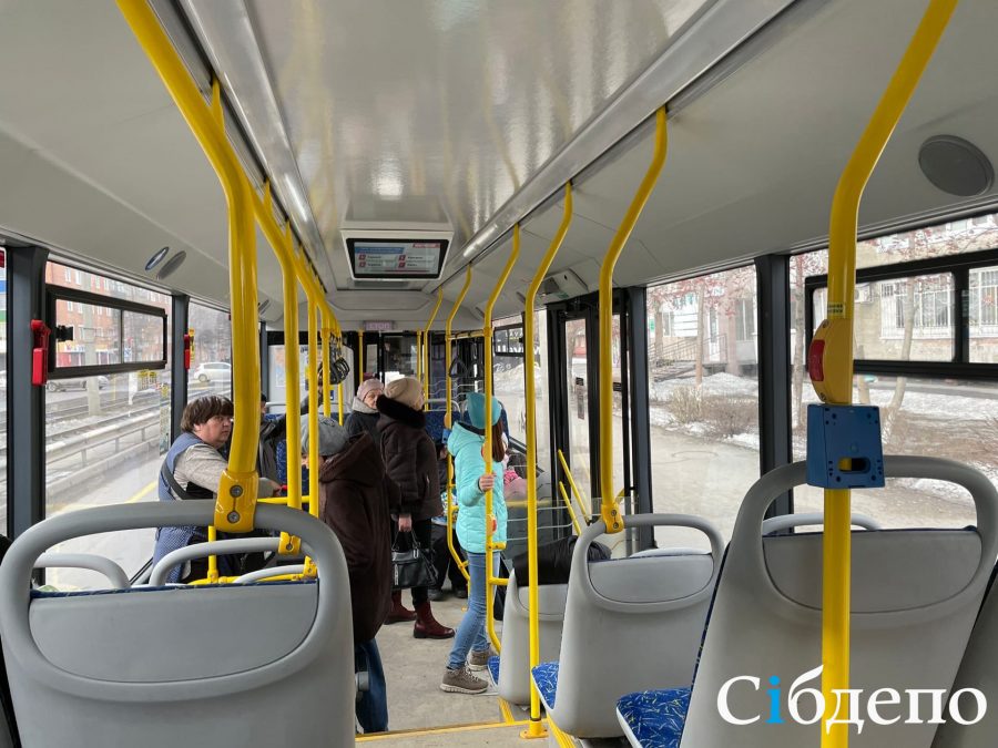 В Новокузнецке детям мобилизованных сделали бесплатным проезд в автобусах