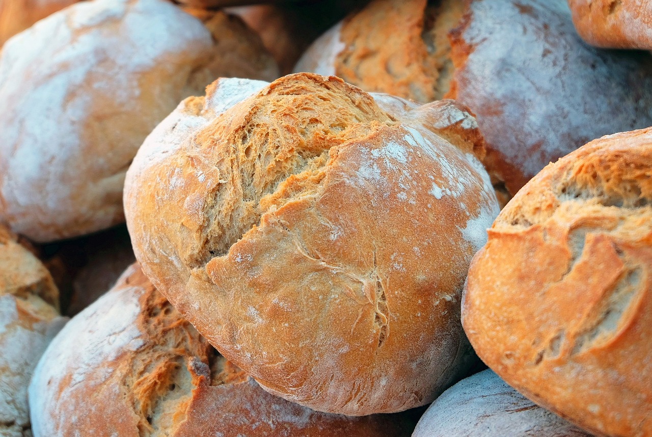 Власти Кузбасса пояснили, с чем связан постоянный рост цен на хлеб