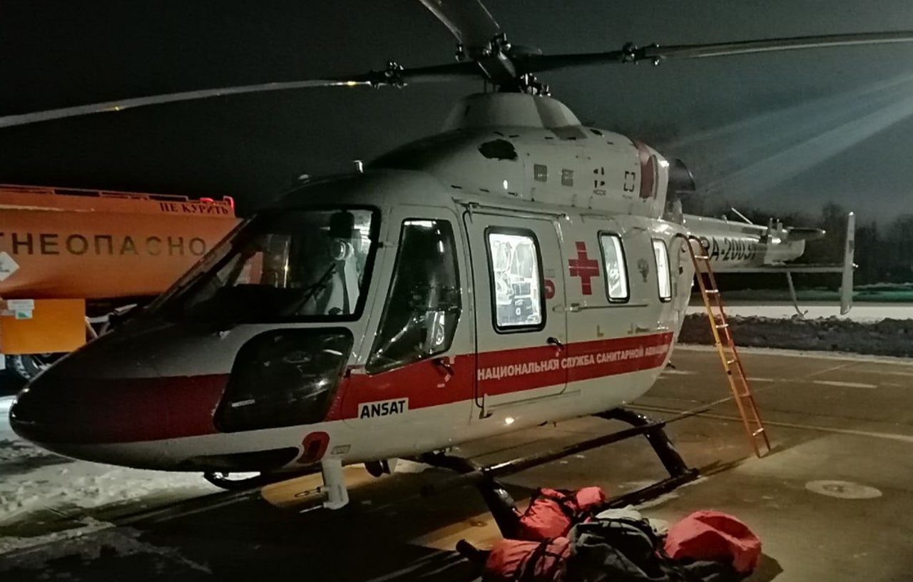 В Кемерово вертолётом экстренно доставили ошпаренного кипятком младенца