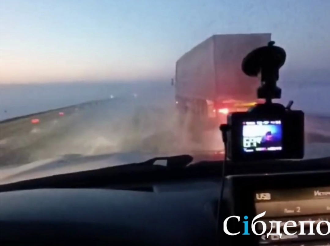 Скорость 54 км в час: трасса Новокузнецк-Кемерово шокирует водителей