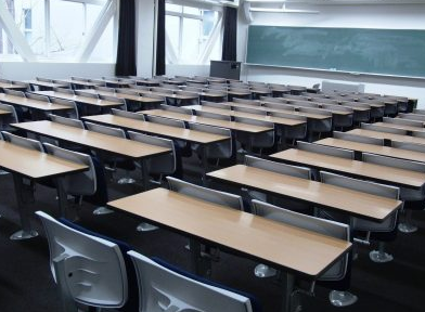Соцсети: кузбасская школа оказалась заминированной во время занятий