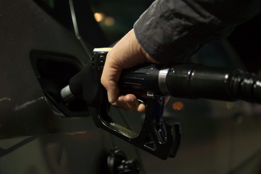 Цены на бензин вновь взбудоражили жителей Кузбасса