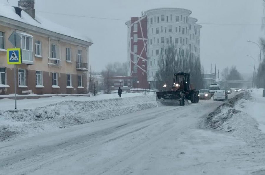 Кемеровчане отчаянно пытаются дать совет мэру по уборке снега