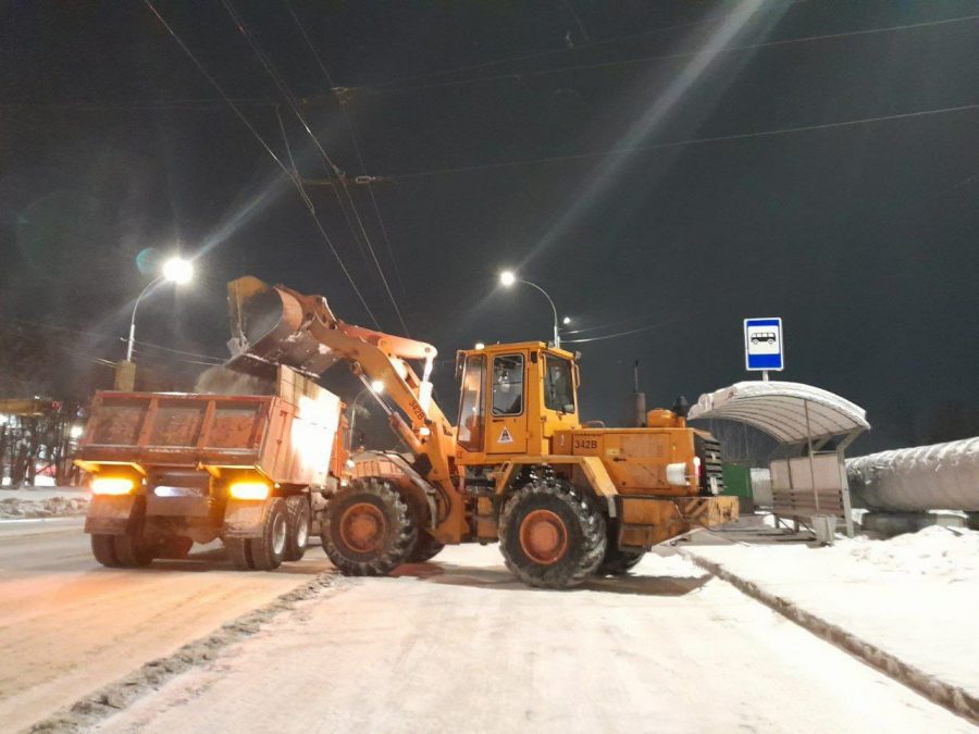 В мэрии Кемерова рассказали, на каких улицах города 16-го января будут чистить снег