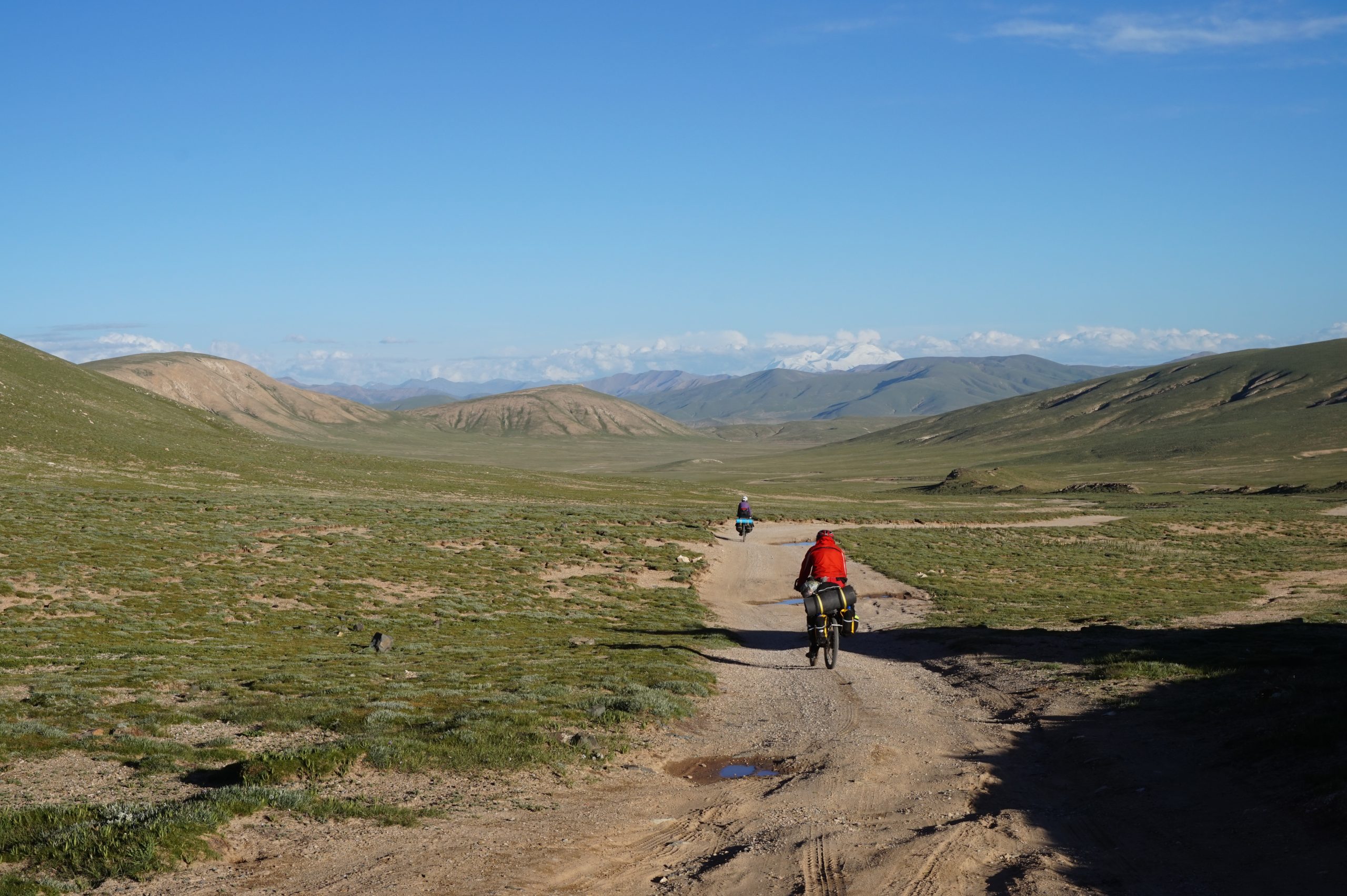 Рыба «УЕБОСИ» и безногий суслик: как велосипедисты из Новокузнецка покорили Памир и Китай
