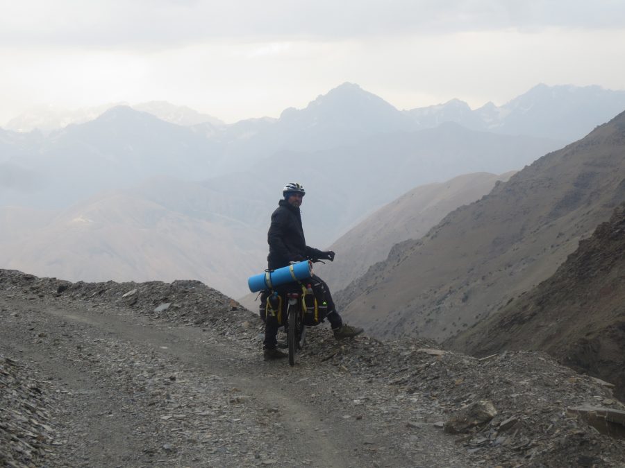 на спуске с перевала Вешаб (Таджикистан)
