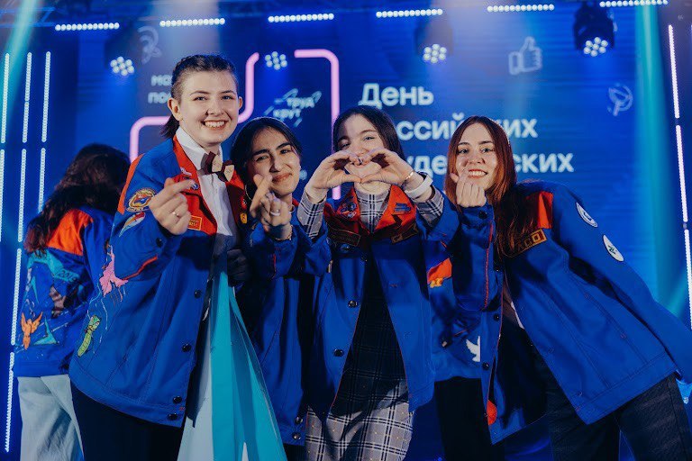 Кузбасские студотрядовцы отметили день рождения РСО в КемГМУ