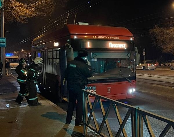 Соцсети: в Кузбассе попытались угнать троллейбус