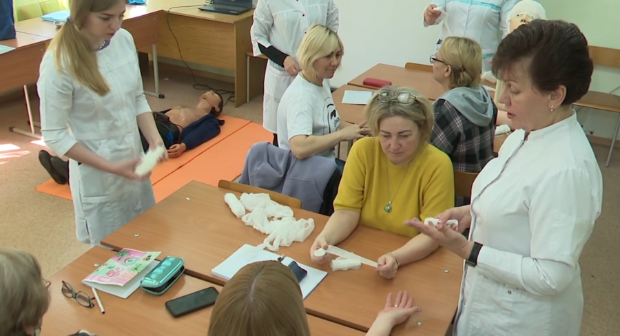 В Кузбассе жены участников СВО обучаются оказывать психологическую и первую медпомощь