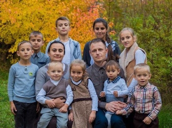 Владимир Путин наградил семью из Сибири орденом «Родительская слава»