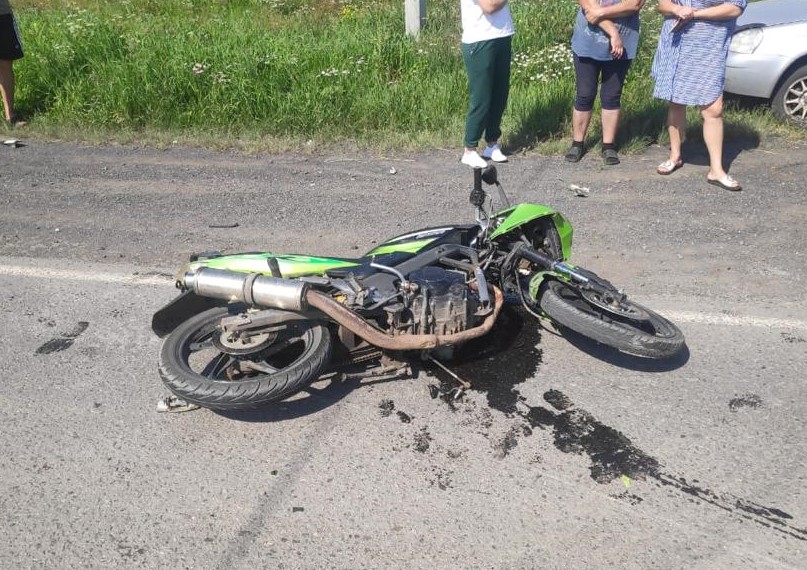 В Кузбассе дети на мотоцикле попали в ДТП