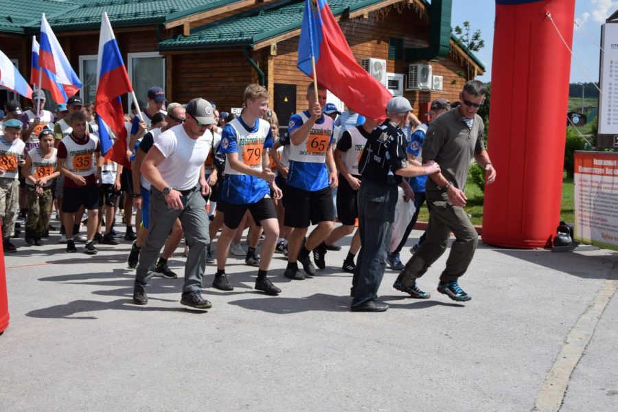 В честь Дня ВДВ в Кузбассе проведен легкоатлетический пробег «Марш-бросок — Своих не бросаем»