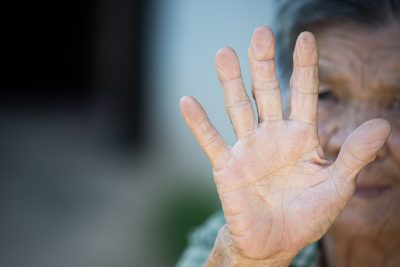 В Кузбассе пенсионерку не выгонят из дома: суд защитил ее права