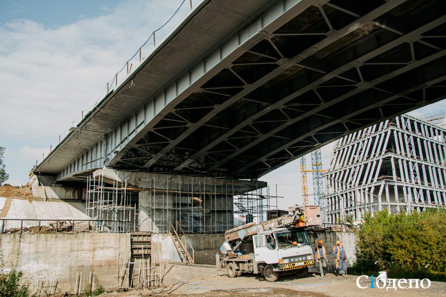 «Состояние — караул!»: рабочие рассказали, с чем им пришлось столкнуться на Университетском мосту в Кемерове
