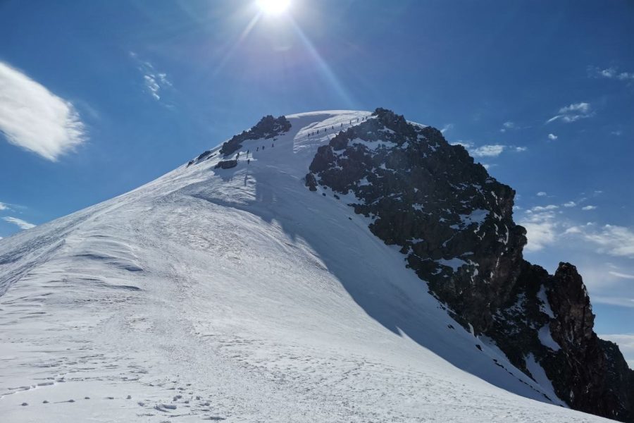 Казбек гора знаменитость