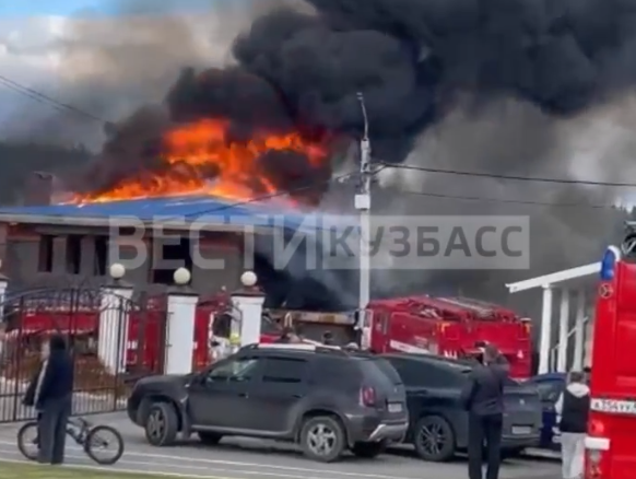 Один человек пострадал при пожаре в Кемерове