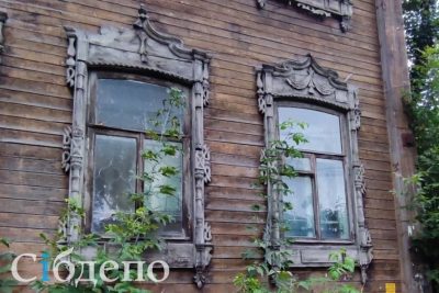 Строители изуродовали старинные дома в сибирском городе