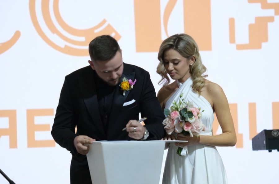 Неожиданное: губернатор Кузбасса сделал молодоженам незабываемый и ценный подарок