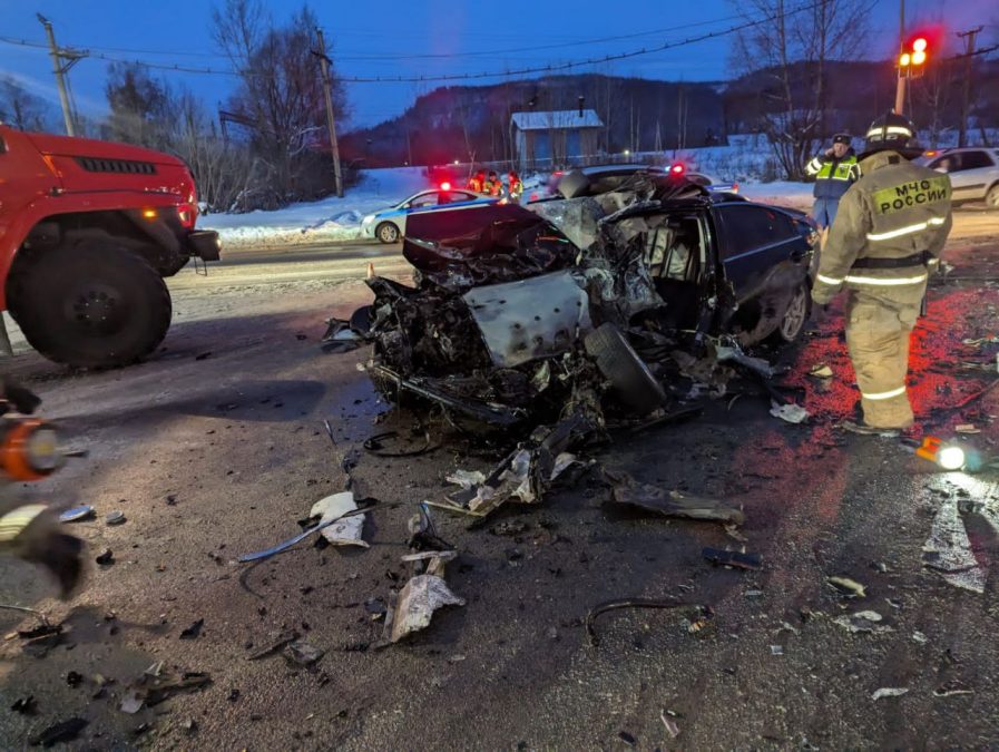 В Кузбассе момент жуткого ДТП с автобусом попал на видео