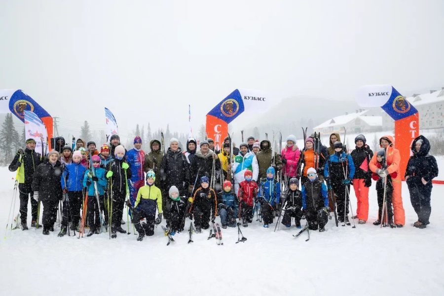 Фонд «Защитников Отечества» организовал первые лыжные старты среди ветеранов СВО в Кузбассе