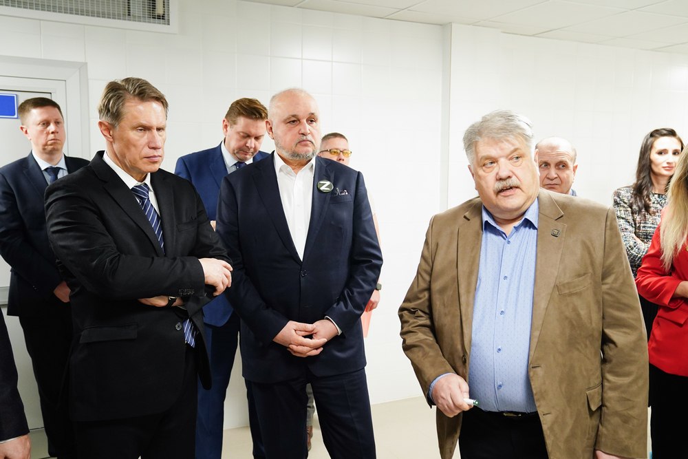 Новый корпус инфекционной больницы открыли в Кемерове