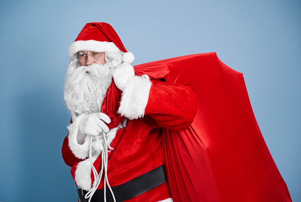 «Неправильный» Дед Мороз пробрался в дом кузбассовцев в новогоднюю ночь