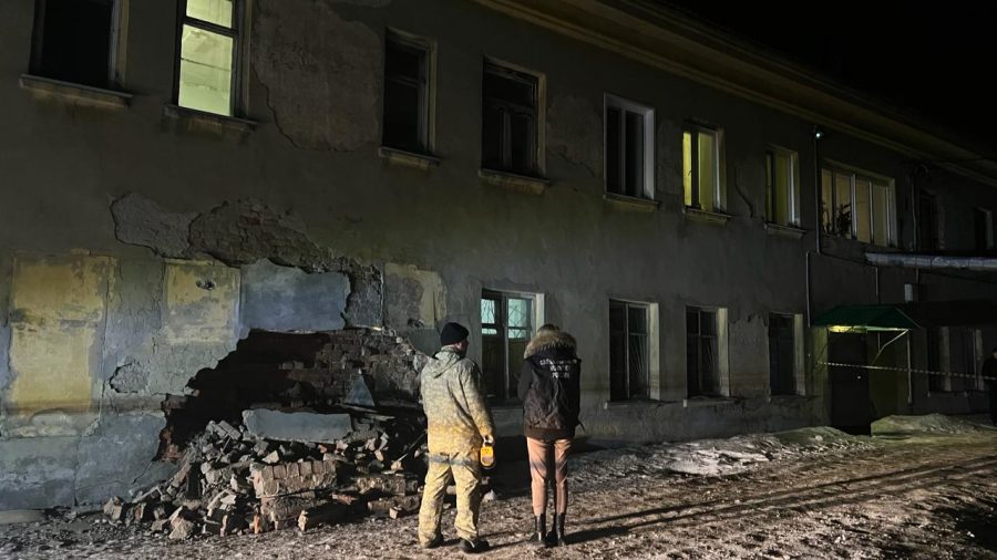 Стена дома обвалилась: в Кузбассе СК начал проверку