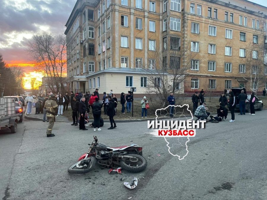 Соцсети: в Кемерове случилось ужасное ДТП с участием мотоцикла