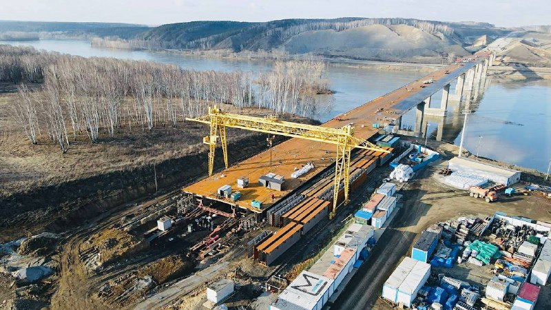 В Кузбассе стартовал девятый этап надвижки пролетов «Звездного моста»