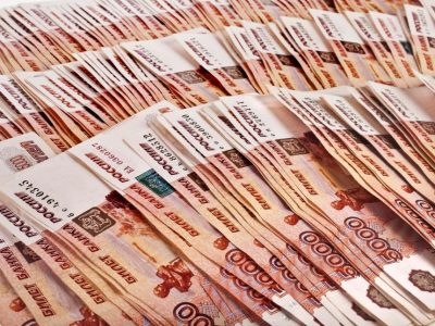 Кузбасский предприниматель незаконно вгонял земляков в долги
