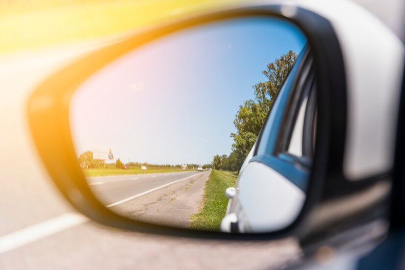 Автомобильное зеркало стало виновником грустной аварии в российском регионе