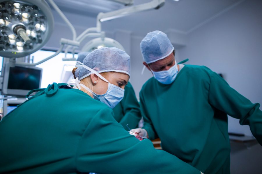 Россиянке во время операции ошибочно удалили здоровый орган