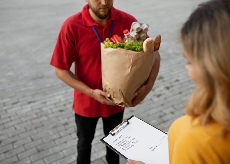 Более в 60% заказанных продуктах из доставки обнаружили опасные бактерии