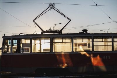 Трамвай с пассажирами загорелся в Кемерове