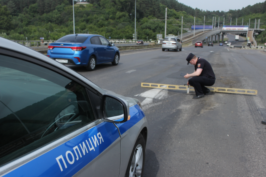 ГИБДД Кемерова заставит мэрию ответить за выбоины